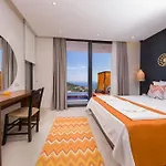 Shine - Kalkan